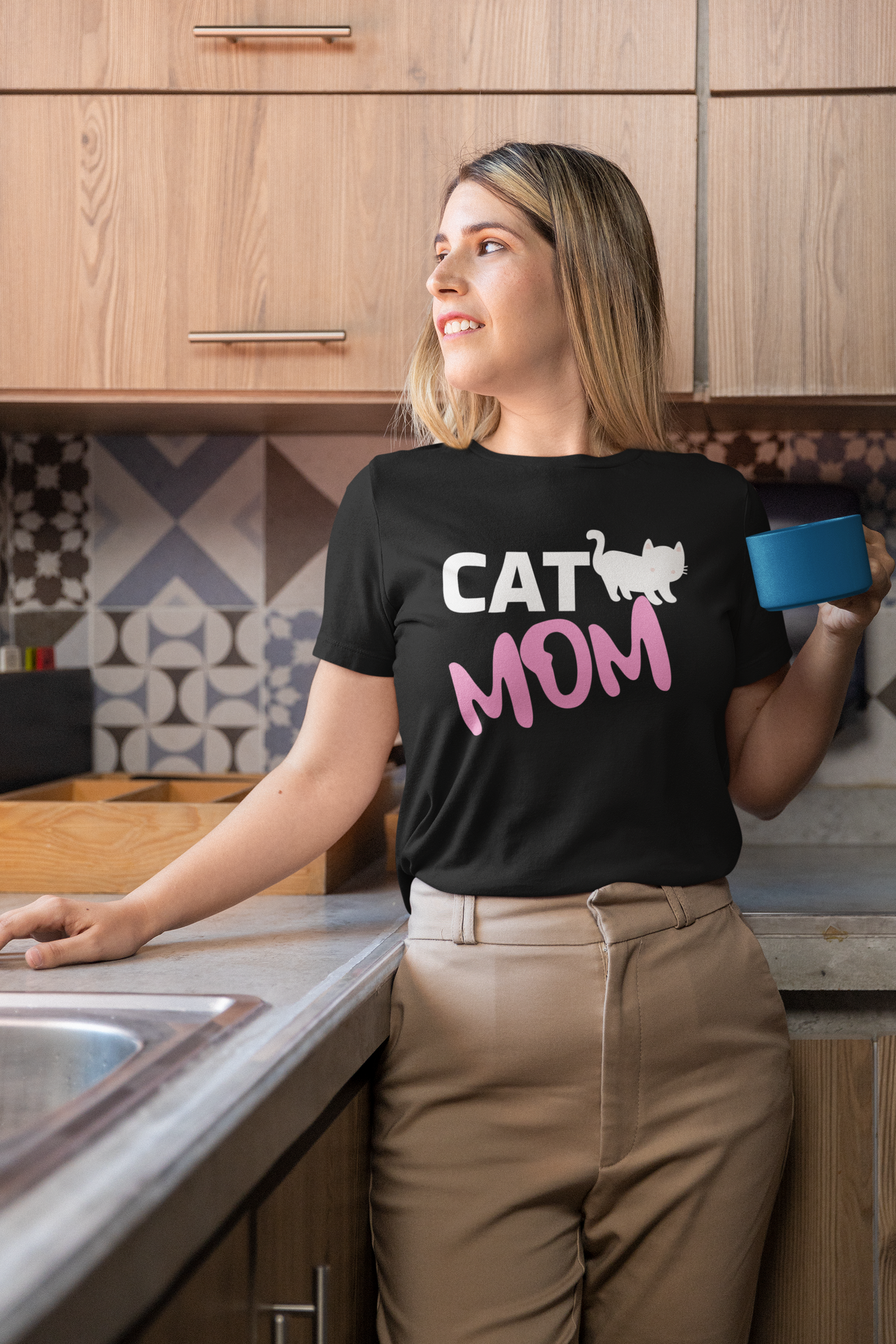 Cat Mom T-Shirt